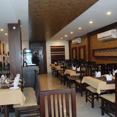 Hotel Royal Villas Bhopal Bagian luar foto